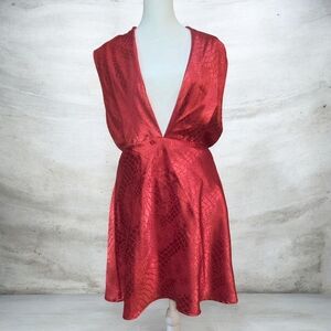 Hello Molly Vibrant Red Textured Dress Size Xl NWOT.